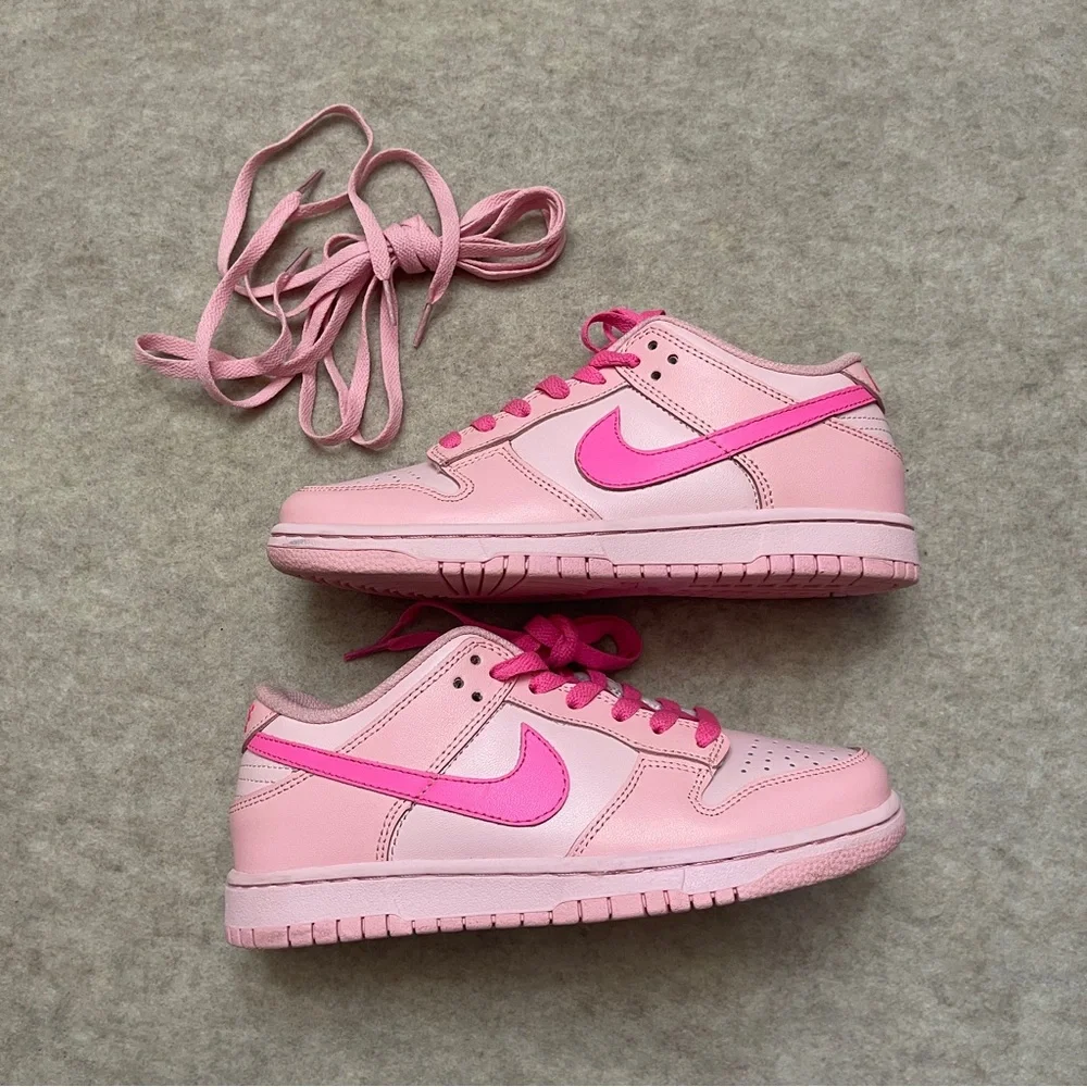 Nike Dunk Low in Triple Pink with 2 color laces DH9767-600 Big Girls Size 6